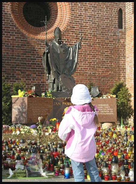 Pomnik Jana Pawła II w Elblągu